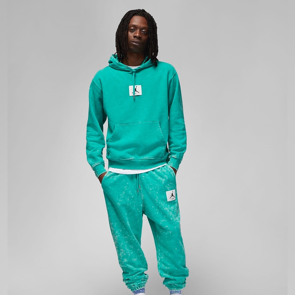 Jordan fleece suit hoodie Size M jogger size L